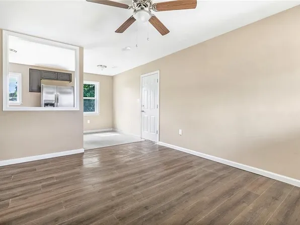 44 Daffodil Ln, Westwego, LA 70094