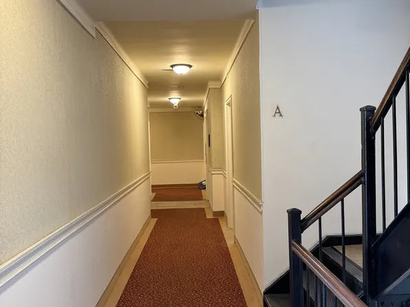 143-50 Hoover Avenue image 27 of 30