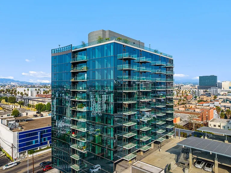 Opus LA — Photo 16