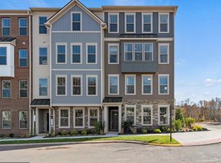 1108B Dabney Dr, Manassas Park, VA