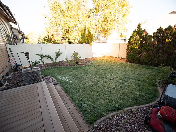 3rd image of 1323 11th St #5