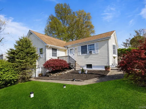 11 Daisy Drive, Mahopac, NY 10541