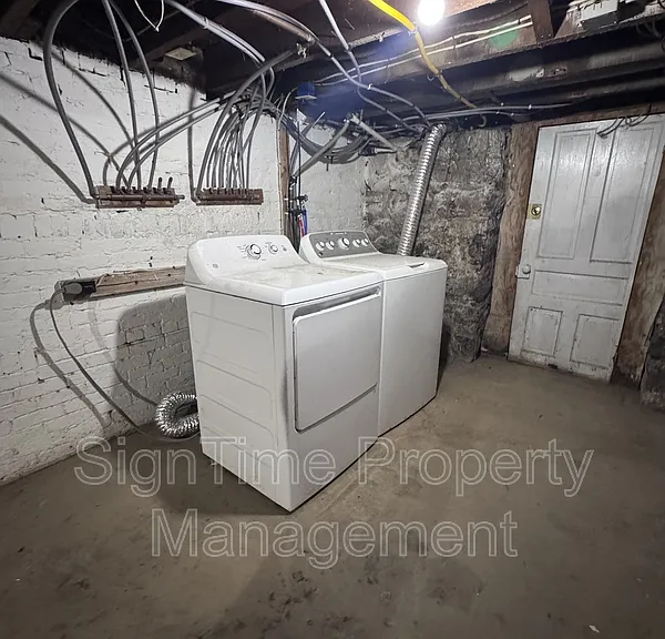 627 N Mulberry St — Photo 15