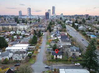 5765 Quebec St, Vancouver, BC V5W 2N7