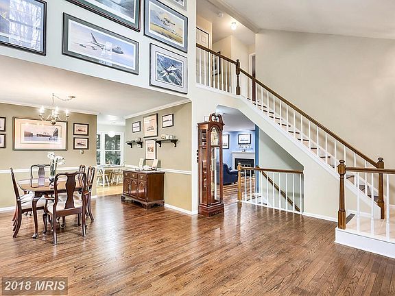 2nd image of 13830 Mustang Hill Ln
