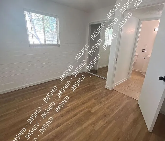 1433 S Kenneth Pl #8 — Photo 12