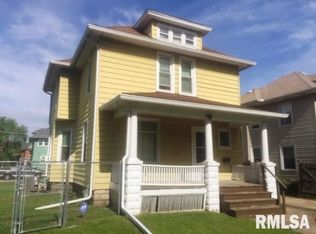 630 41st St, Rock Island, IL