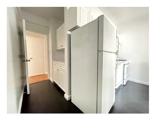 Rented by Stonehenge NYC LLC | media 5