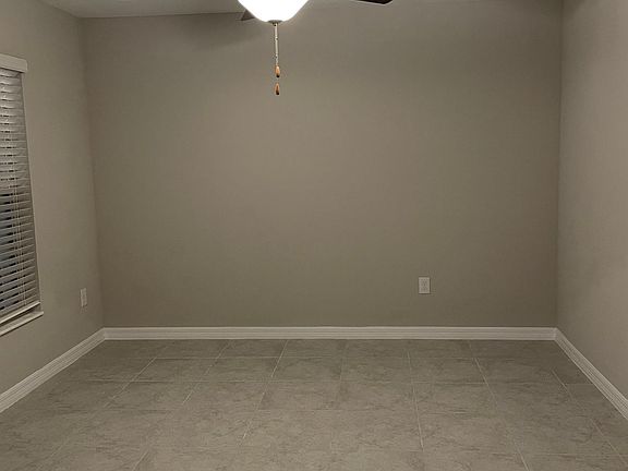 3rd image of 5411 Leslie Canyon Dr