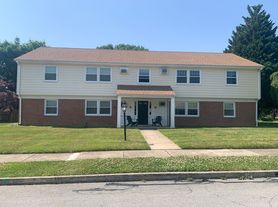 1462 Wayne Ave