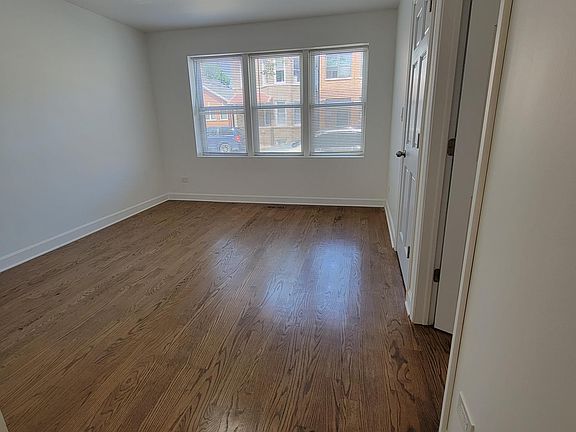 3rd image of 2954 S Arch St Floor 1