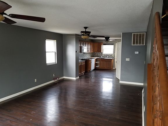 5th image of 311 Dubois St
