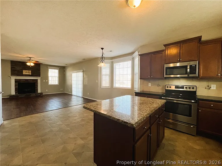 4211 Cherry Hill Ln — Photo 9