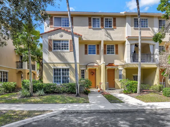 1414 E Wickham Circle E, Delray Beach, FL 33445
