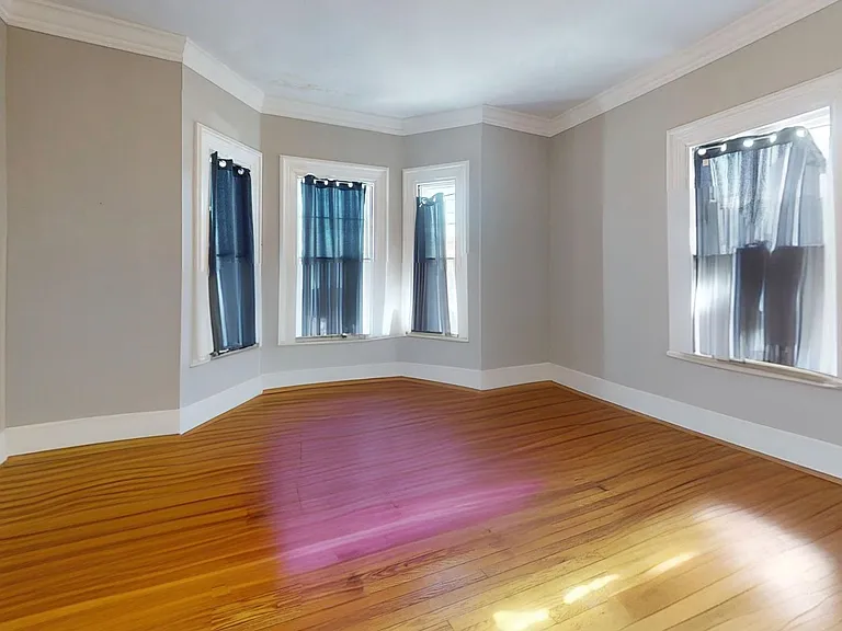 12 Lyman St #1 — Photo 4