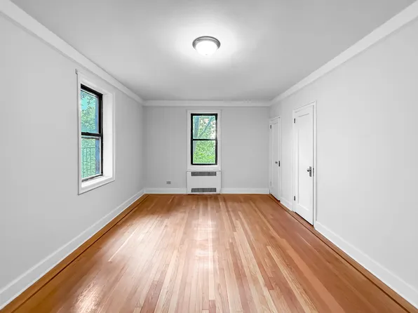 1685 East 5th Street image 2 of 10