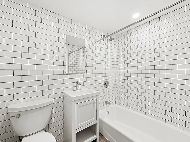 324 Pearl St #1G — Photo 10
