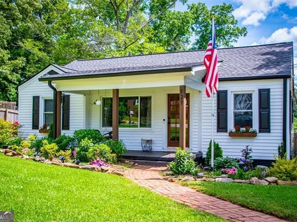 127 Alice Ln, Carrollton, GA 30117