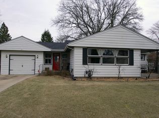 1117 Westchester Dr, Rockford, IL 61107