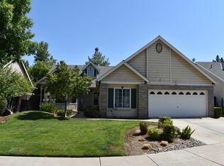 1785 E Turnberry Ave, Fresno, CA 93730