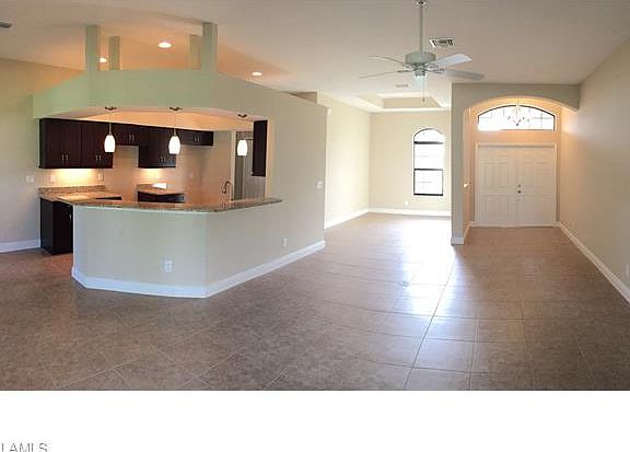 4th image of 217 SE 22nd Ter
