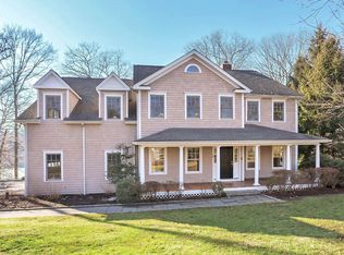 28 Calumet Rd, Westport, CT 06880