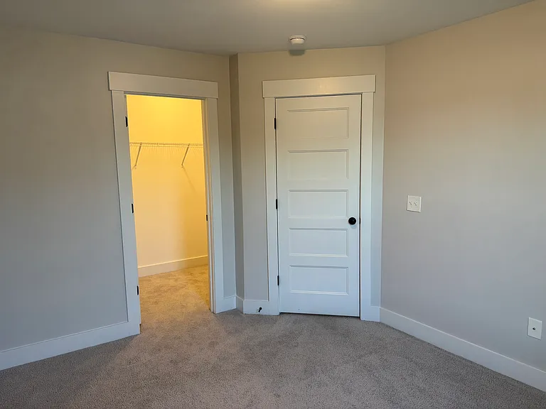 43 Aspen Rd — Photo 35