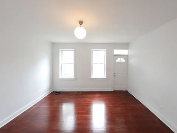 (undisclosed Address), Chicago, IL 60622