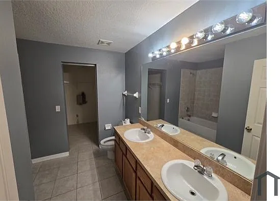 2 bed, 1540 sqft, $2,600 — Photo 4