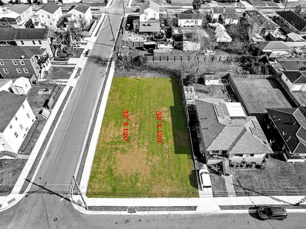 5939 Mandeville St, New Orleans, LA 70122
