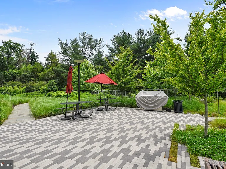 5101 River Rd #618 — Photo 42
