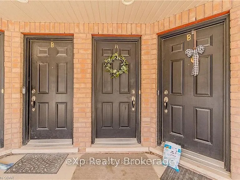 15 Carere Cres #44B — Photo 3