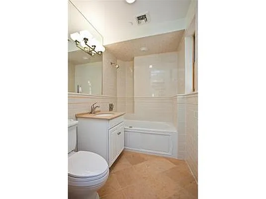 Sold by Olympic Realty | media 29