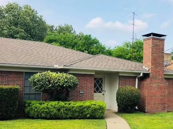 1445 W Fairmont St, Longview, TX 75604