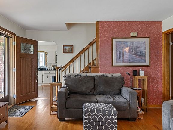 5th image of 2807 Crescent Dr