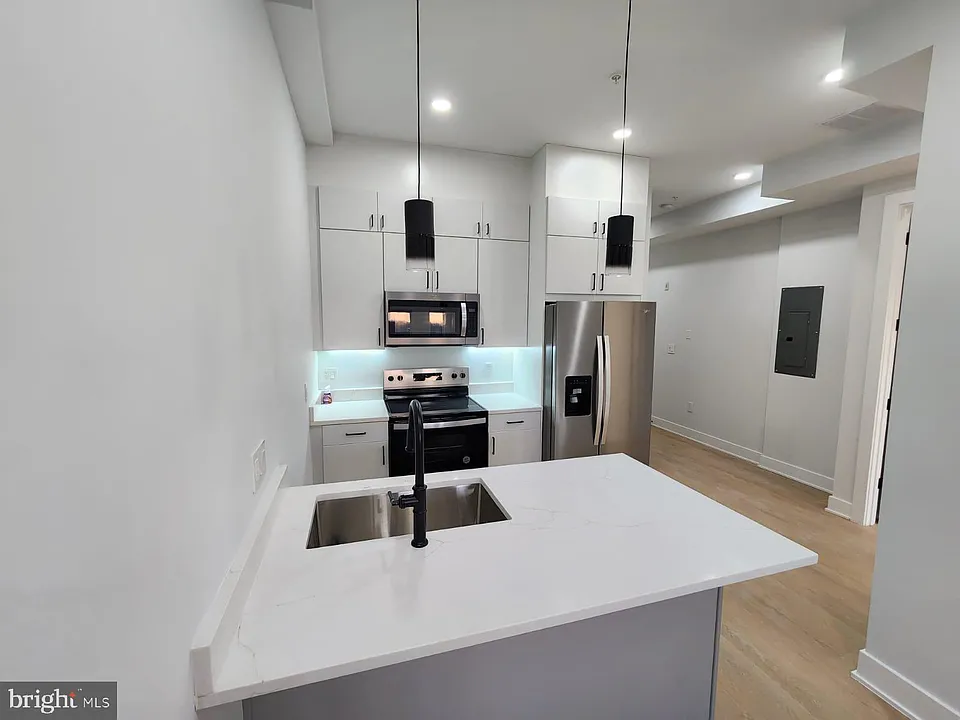 4905 Georgia Ave NW #403