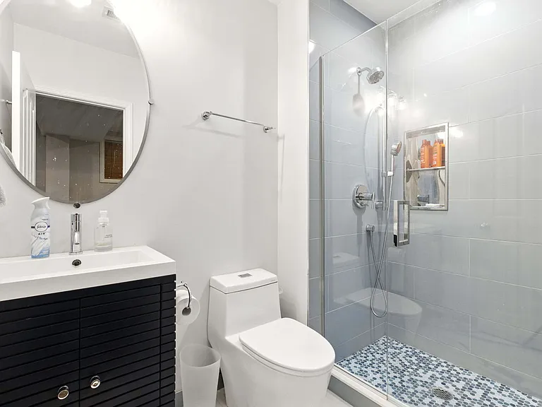 860 W Buckingham Pl #1E — Photo 14