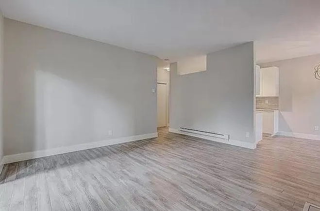 207 Schooner Ct — Photo 5