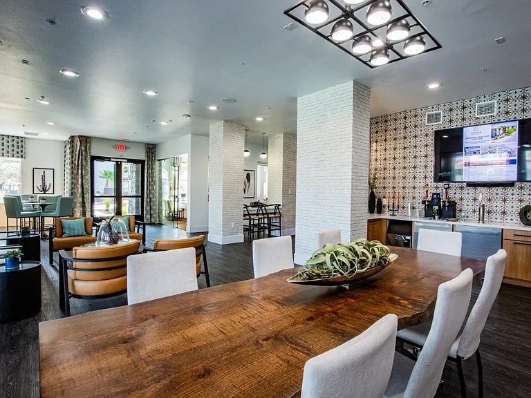 Colton Apartments — Photo 11