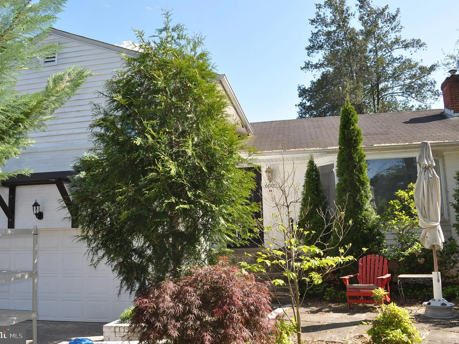 4 bed, 3.5 bath, 2908 sqft, $4,500 — Photo 1
