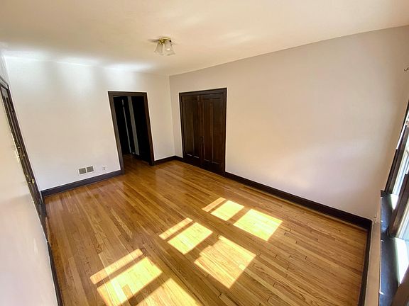 5th image of 5615 N Drake Ave Floor 2