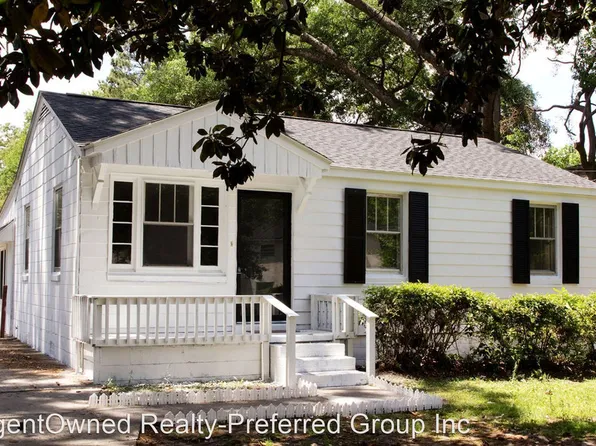 5749 Rickett Ave, Hanahan, SC 29410