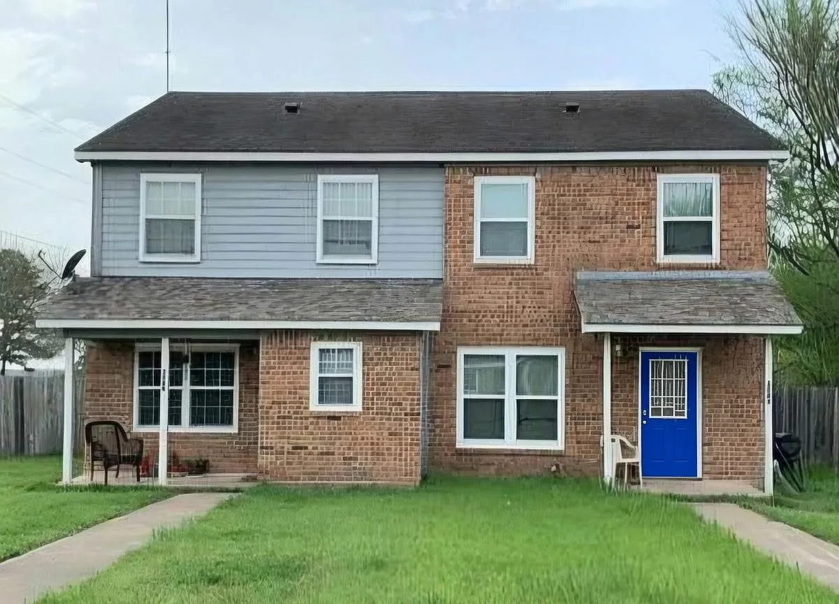 3 bed, 2.0 bath, 1188 sqft, $1,450 — Photo 1