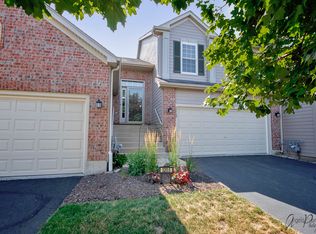 5203 Cobblers Xing, McHenry, IL 60050