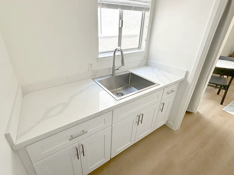 2435 Haste St #7-A — Photo 2