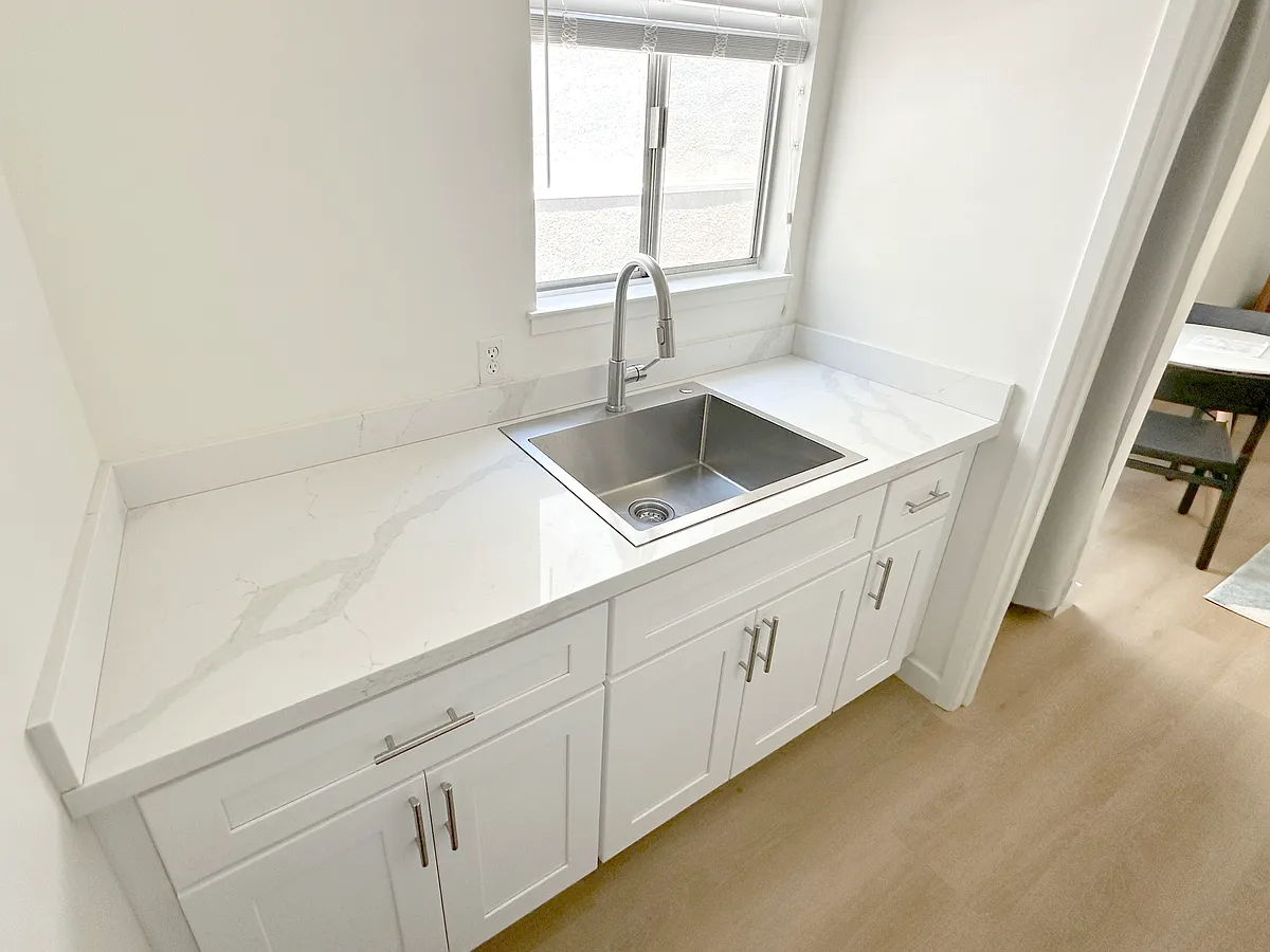 Building Photo - 2435 Haste St #7-A