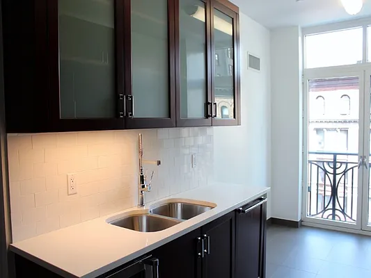 Rented by Sotheby's International Realty | media 5