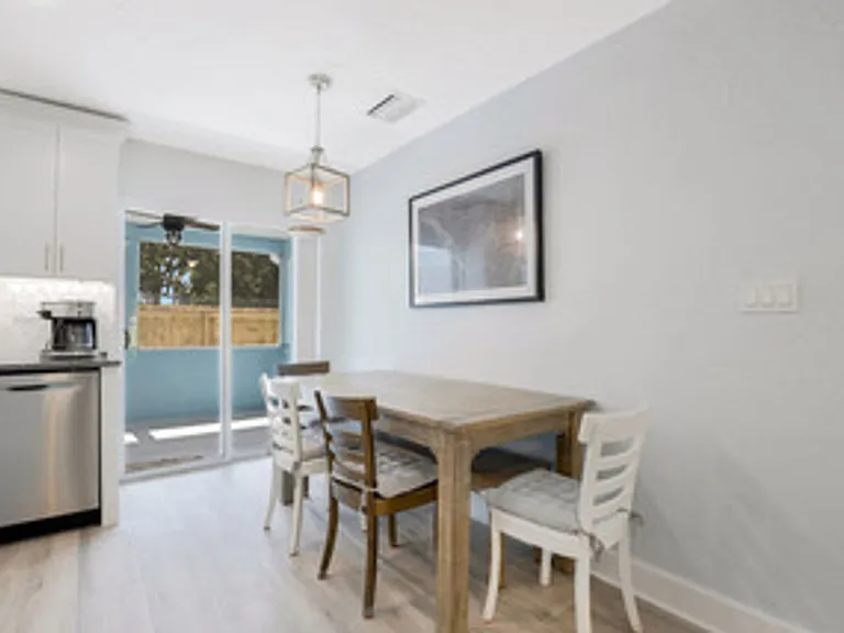 2529 Linwood Ave #1 — Photo 8