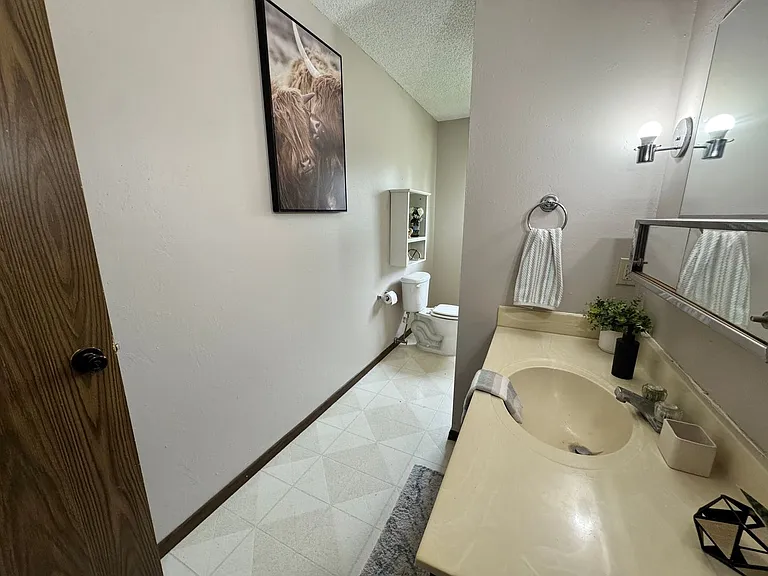1815 Alden Ave — Photo 24