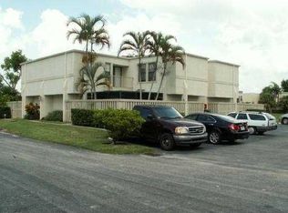 12136 Regal Ct E, Wellington, FL 33414